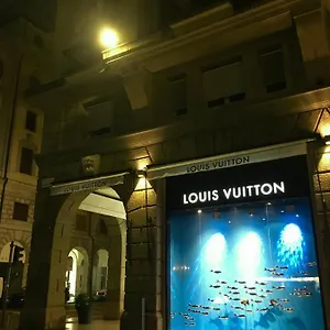 Pensión Savoia, Padua
