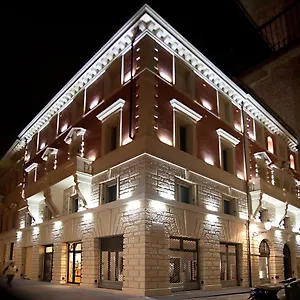 Le Camp & Hotel