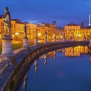  Apartament Palazzo Carpediem-prato Della Valle